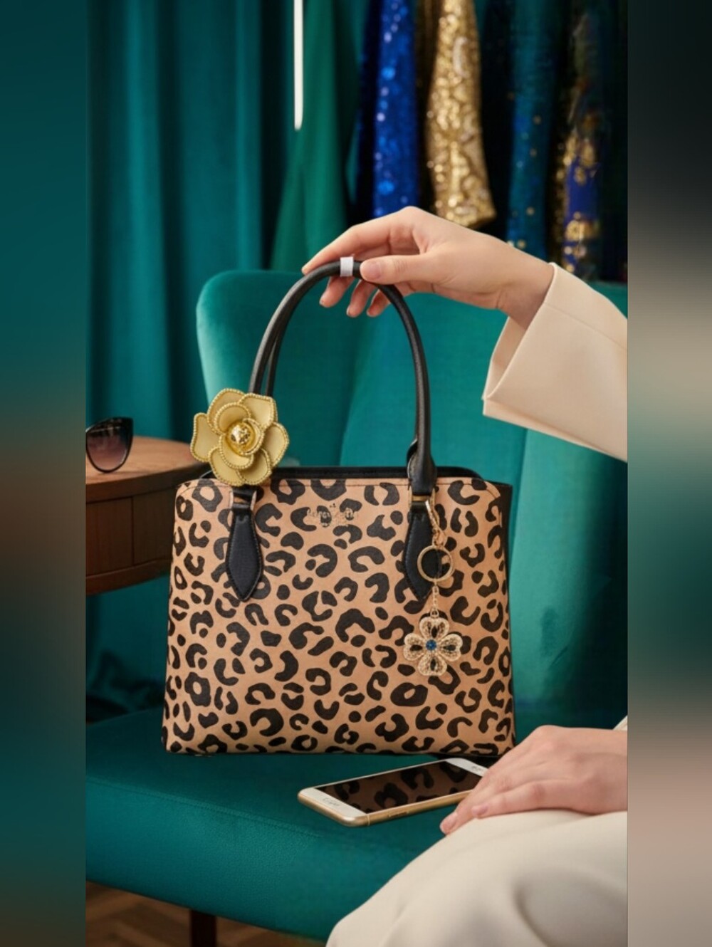 **SOLD**Kate Spade New York Darcy Graphic Leopard Large Satchel - Picture 16 of 16